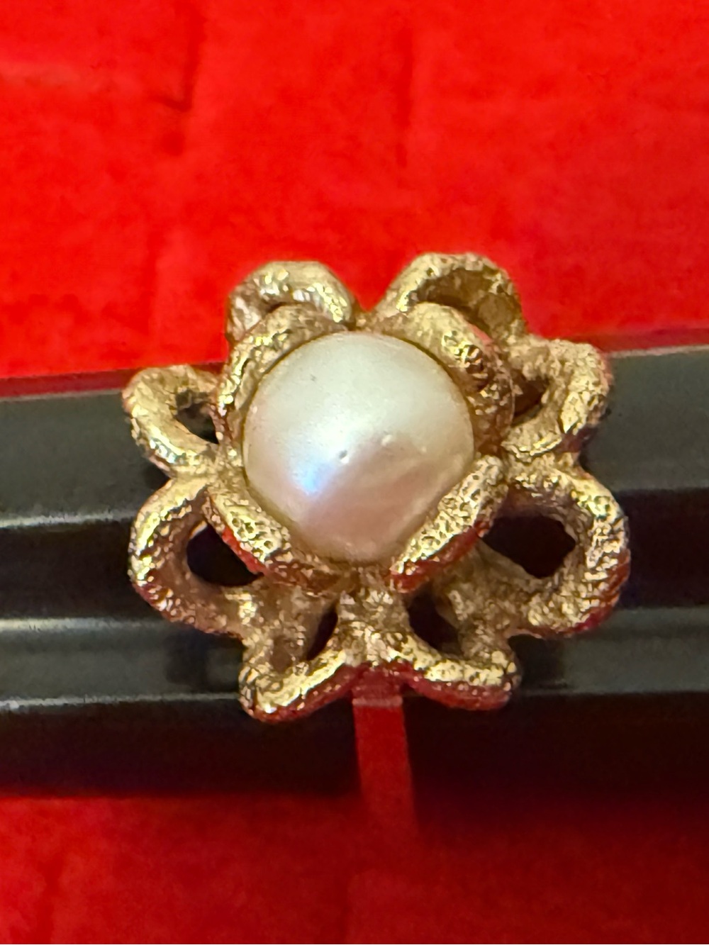 Gold Flower Genuine Pearl Center Ring - Women's Jewelry size 5